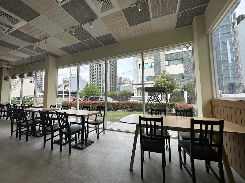 Bonjour Cheby 蹦啾柴比友善餐廳（親子寵物友善）