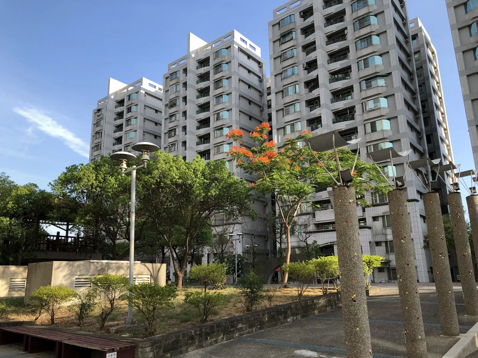 艾絲比寵物生活館